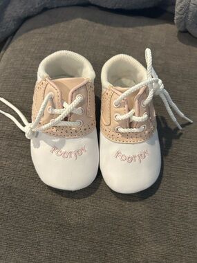 FootJoy White and Blush Leather Baby golf Shoes